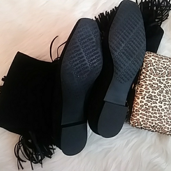Calvin Klein Blk Suede Fringe Boots - Picture 2 of 2